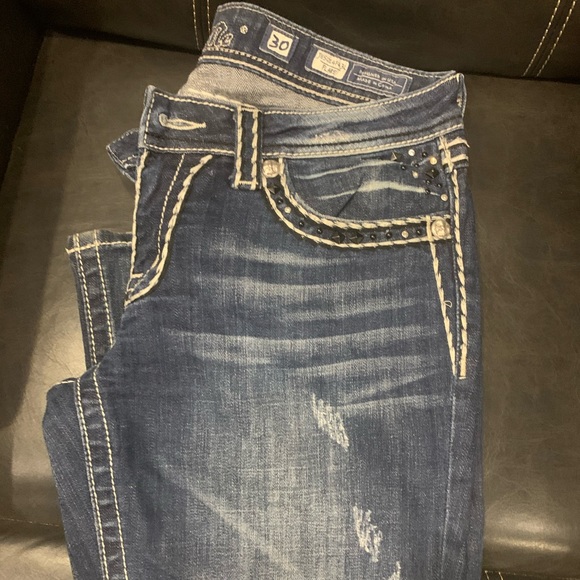 Miss Me Flare Jean - Picture 3 of 4